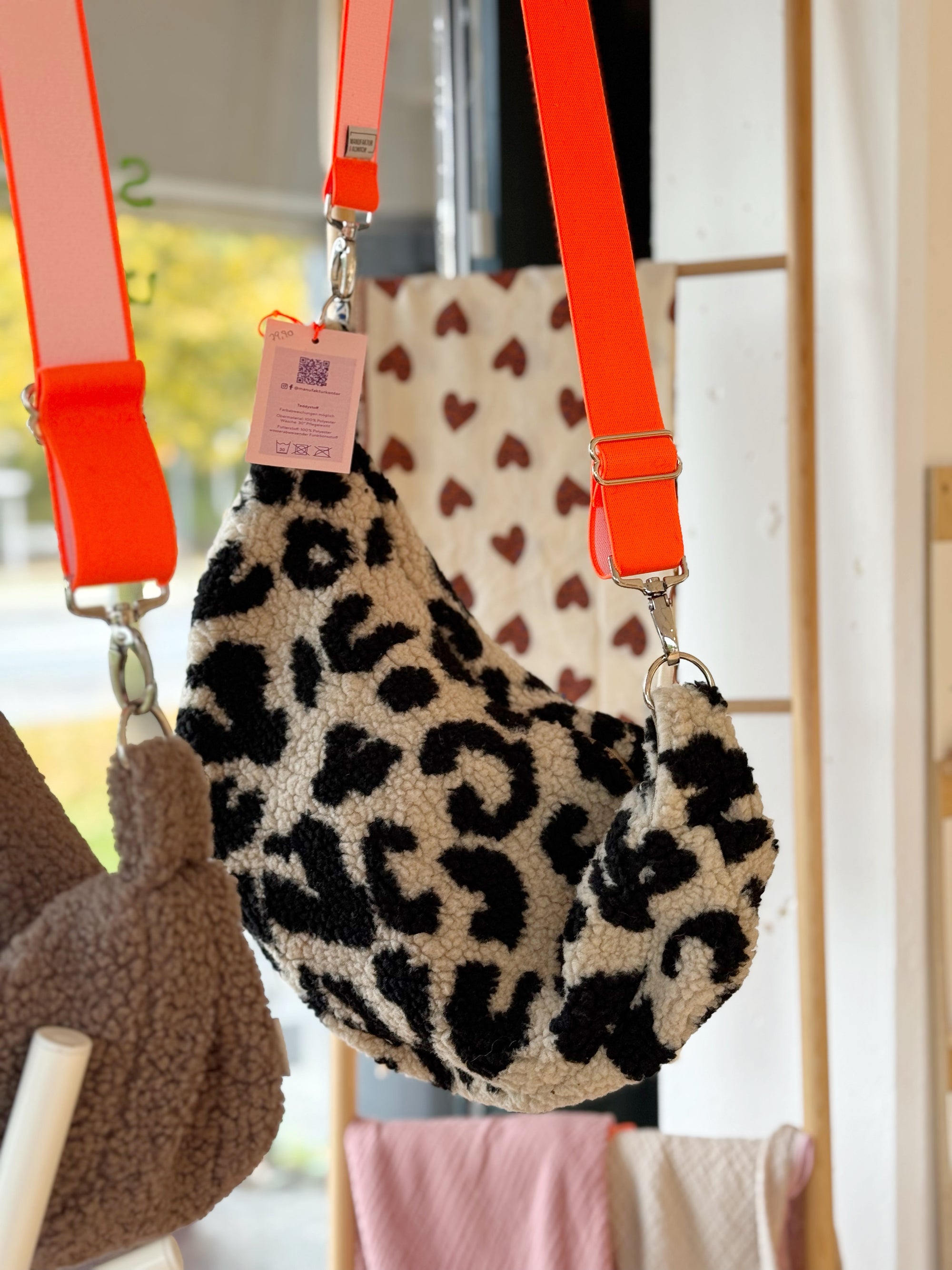 Crossover Bag & Shopper  LEO TEDDY