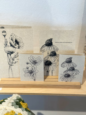 Naturalistische Karten aus Graspapier