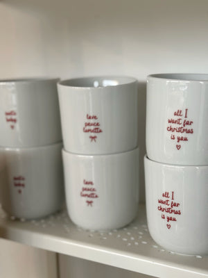 Fröhliche Weihnachtsbecher