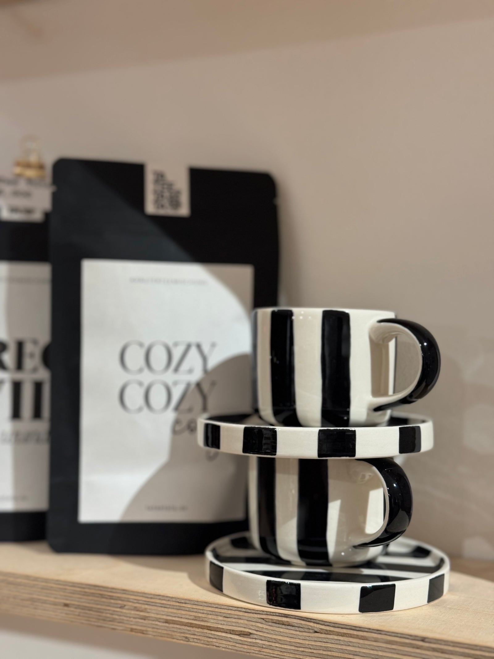 Espresso Tasse "Black Stripes"