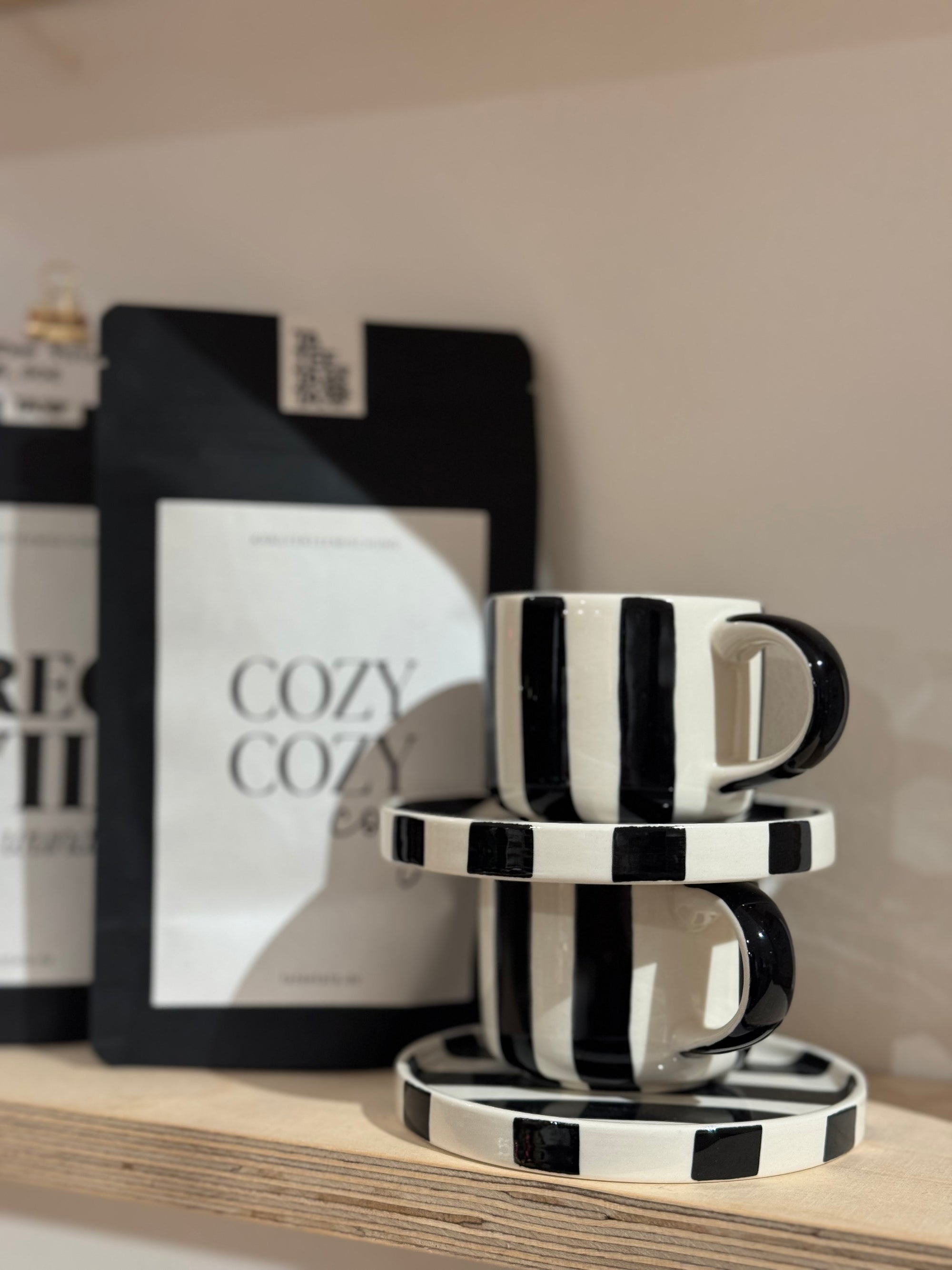 Espresso Tasse "Black Stripes"