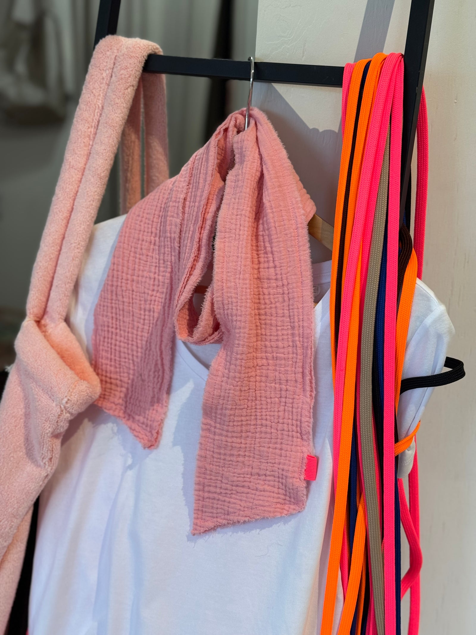 Handyband lang / Neon & Leo