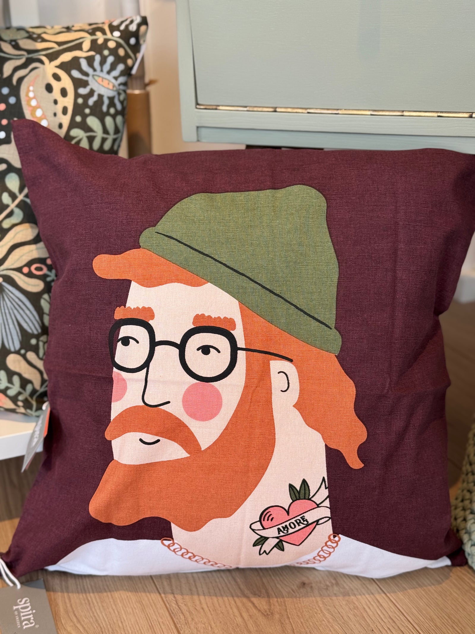 aron kissen von spira 