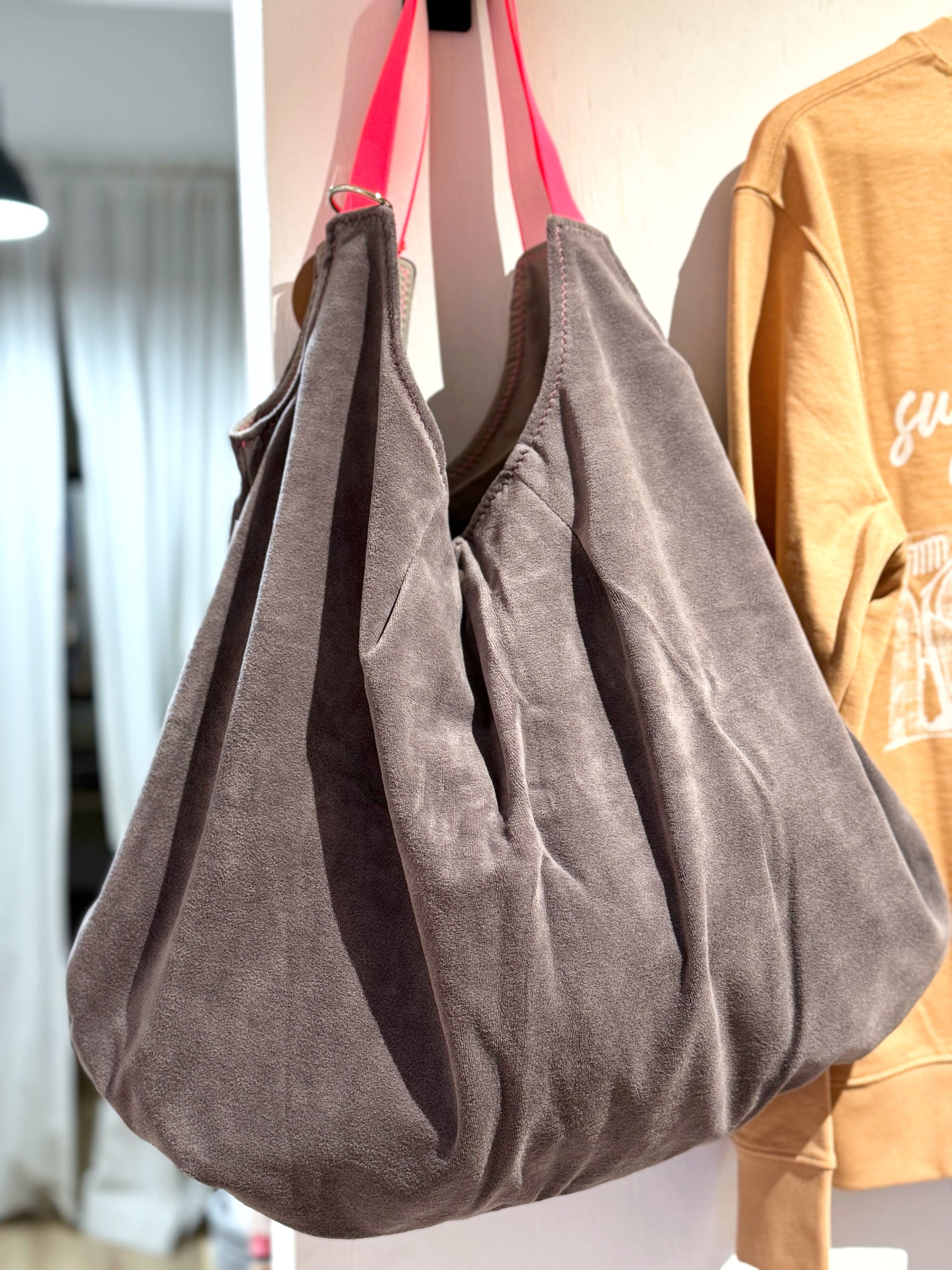Pinker Shopper und Crossbodytasche aus Nicky